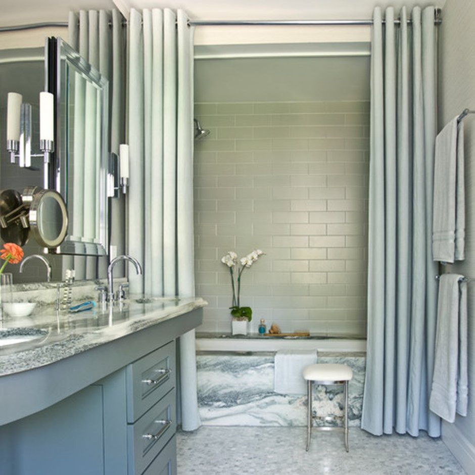 Ванная с занавеской