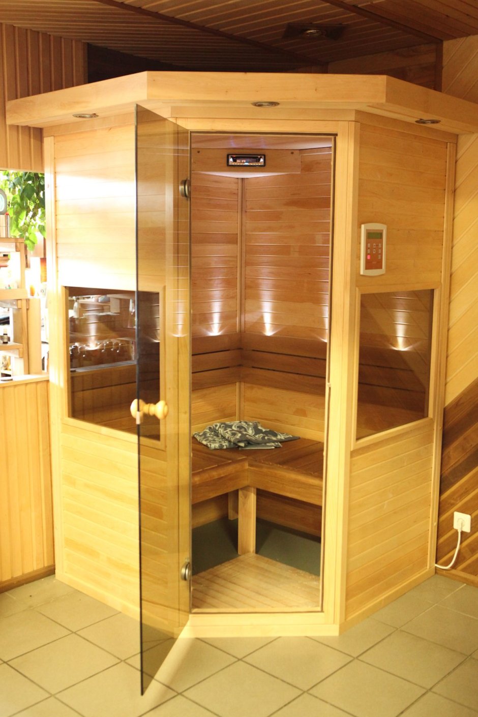 Шкафчик в баню