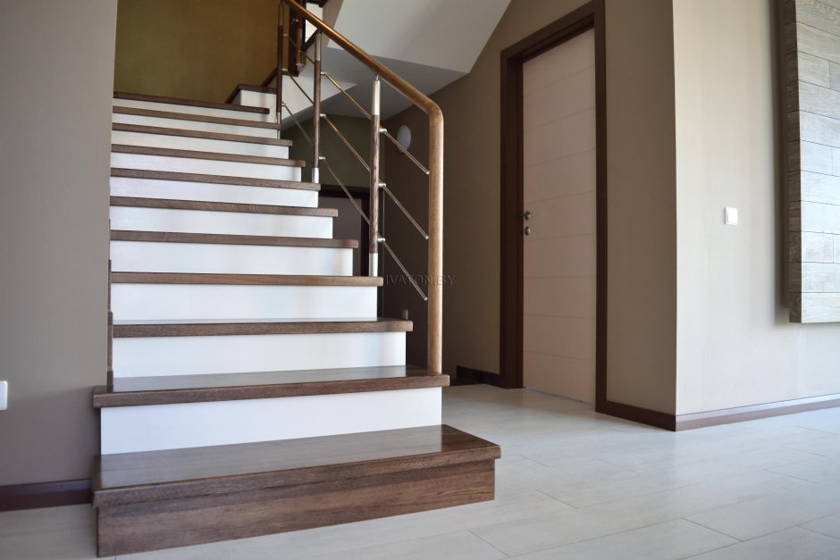 Лестницы мрамор крема Марфил