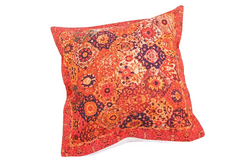 Оранжевая подушка