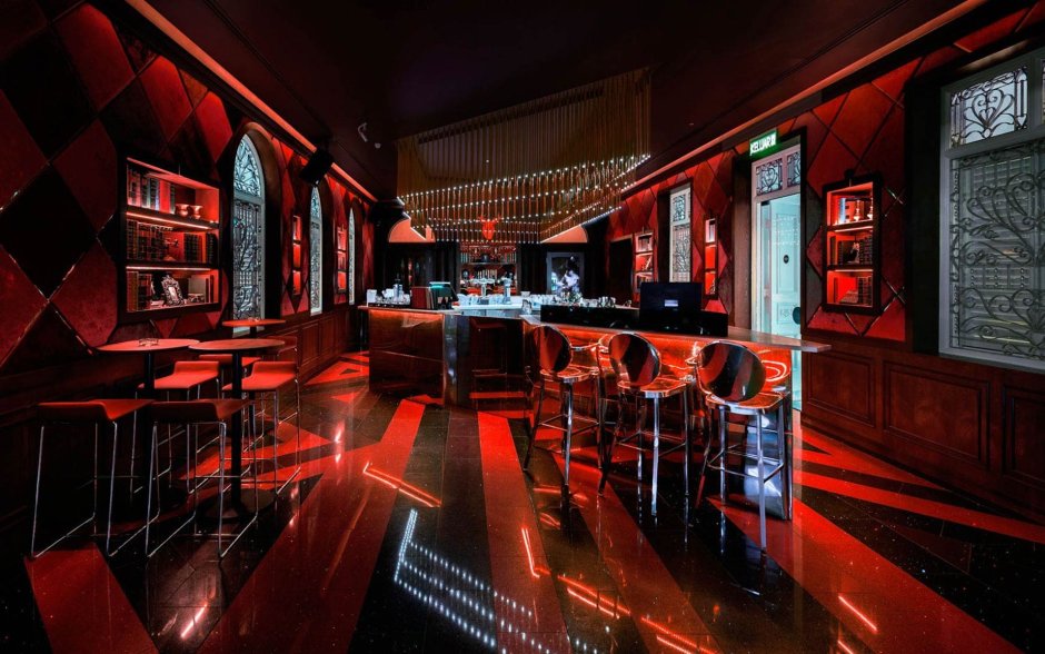 Бар в готическом стиле