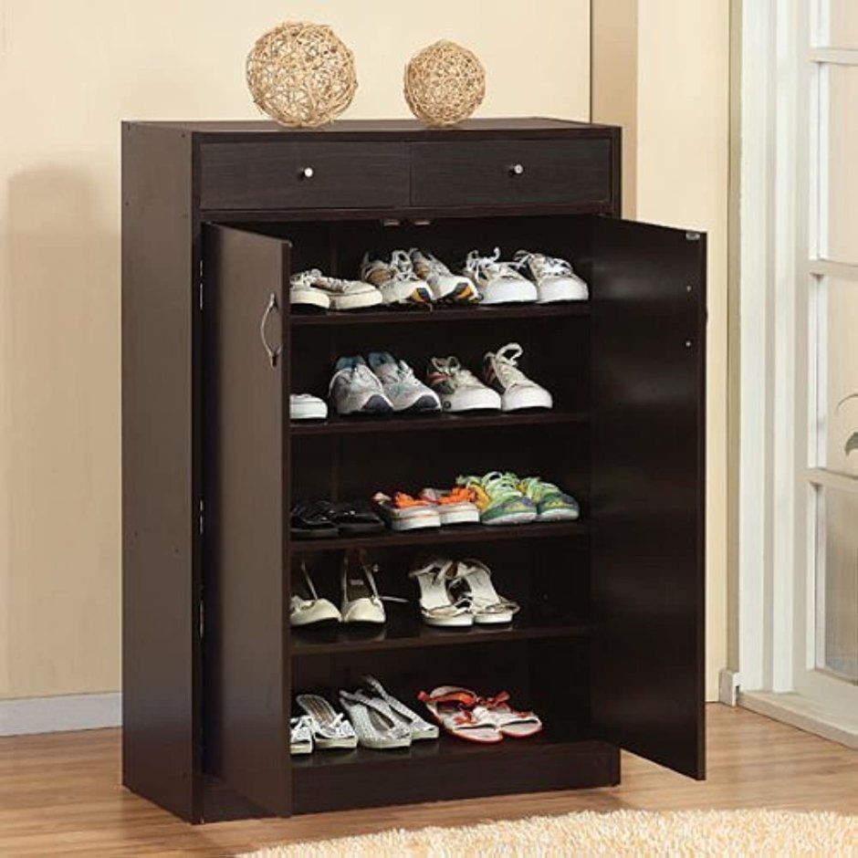 Обувница в классическом стиле