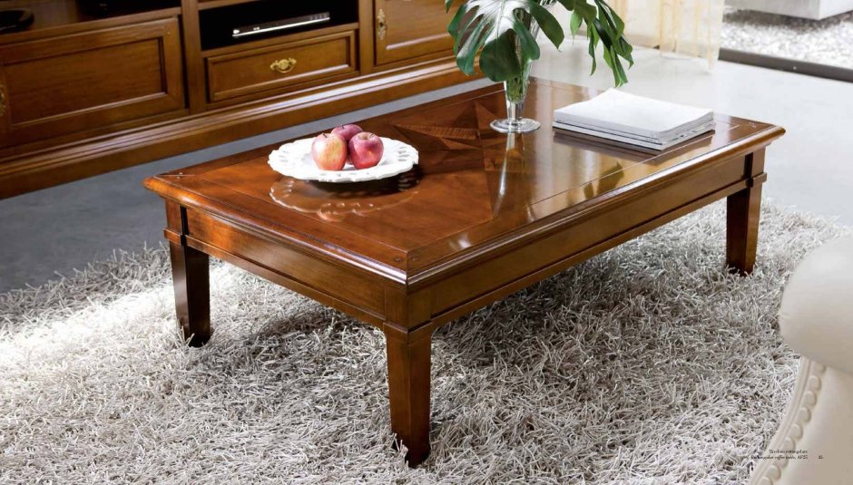 Стол журнальный классика
