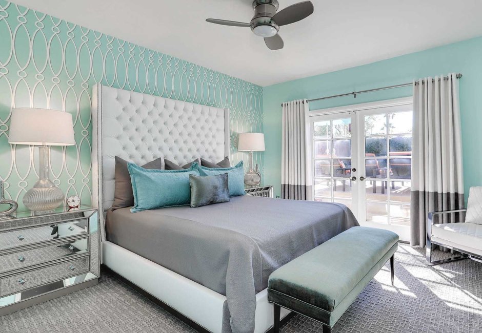 Тиффани и серый