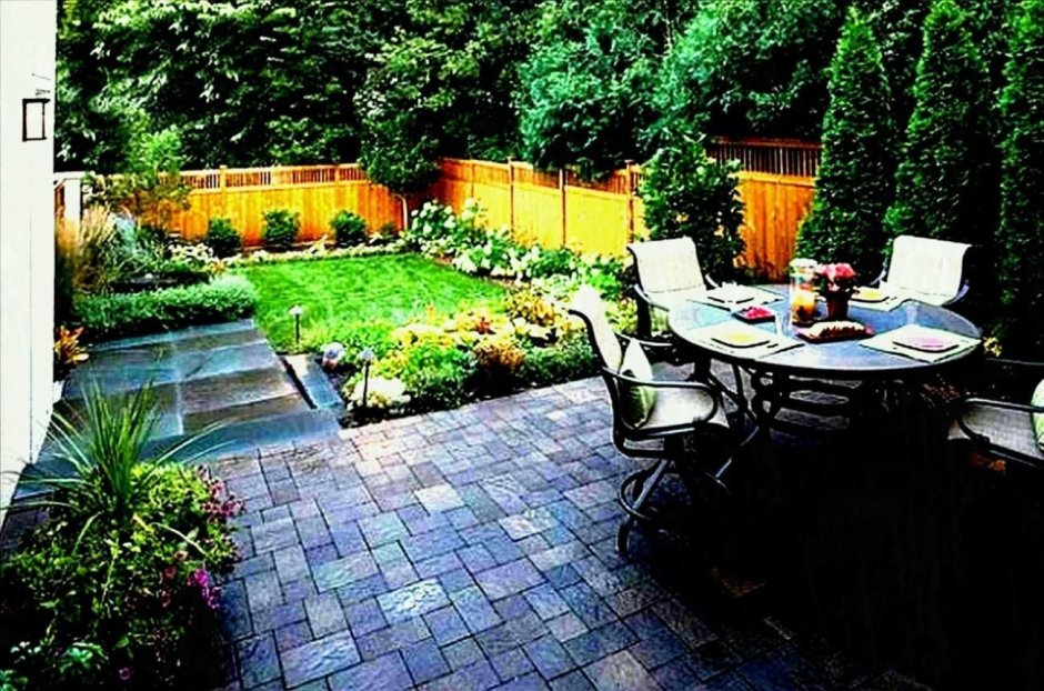 Ландшафт двора