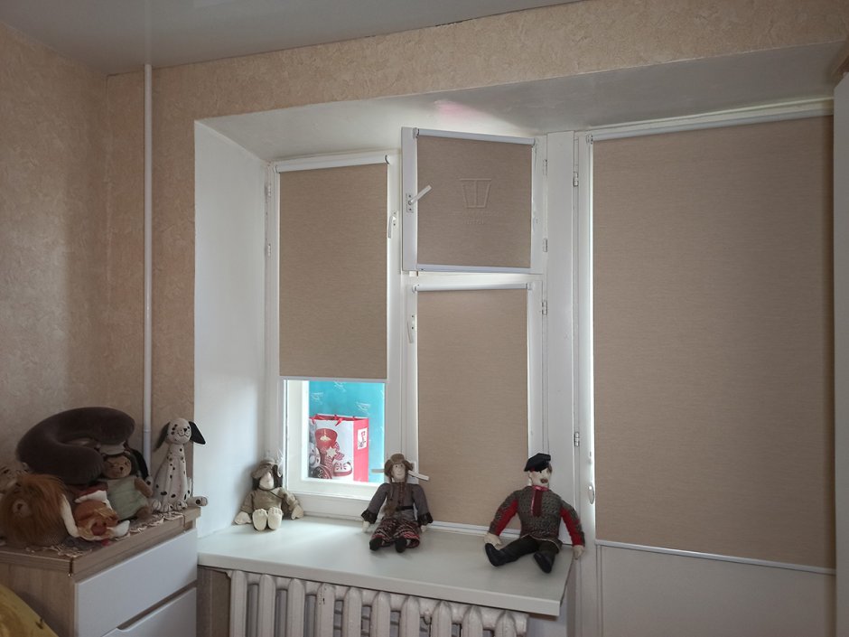 Шторы на окно с форточкой