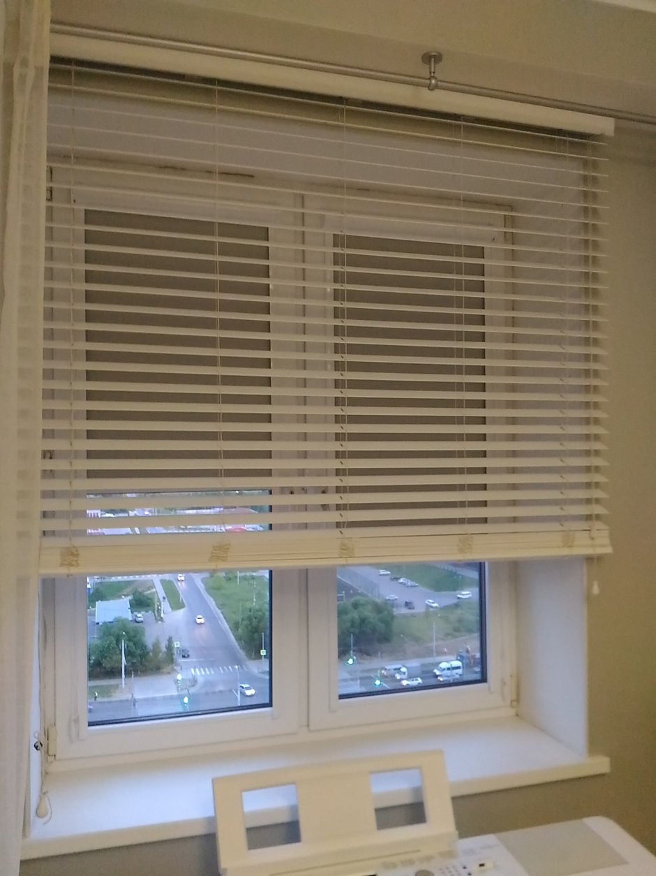 Жалюзи Blackout на пластиковые окна