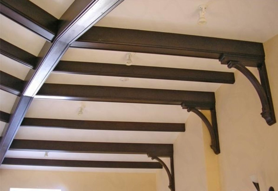 Декоративные подпорки под балки