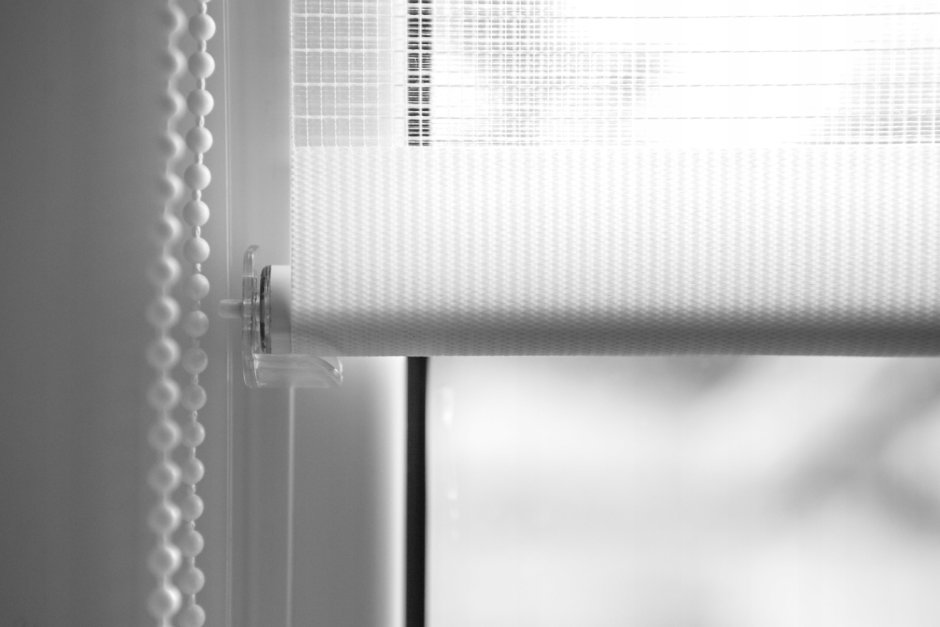 Рулонно-кассетные шторы Амиго