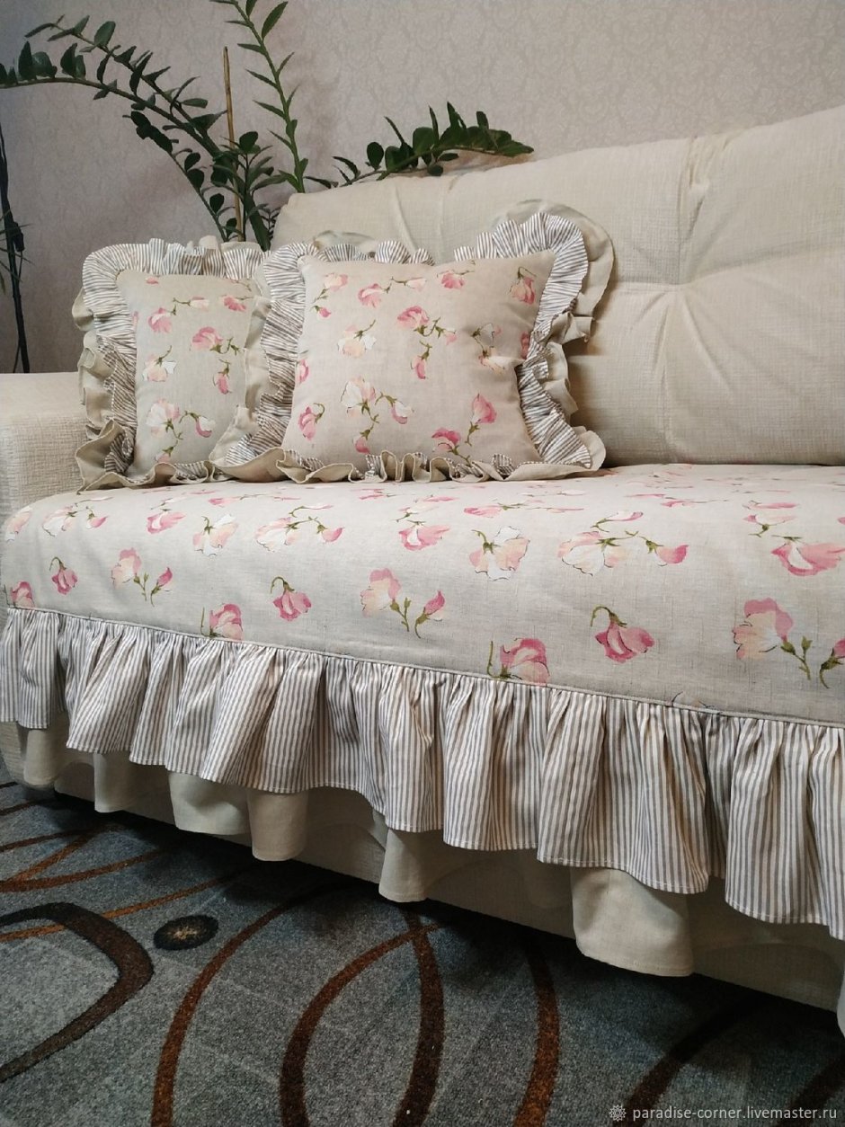 Красивые покрывала на диван