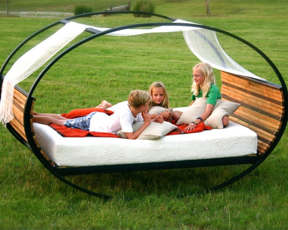 Кровать качели