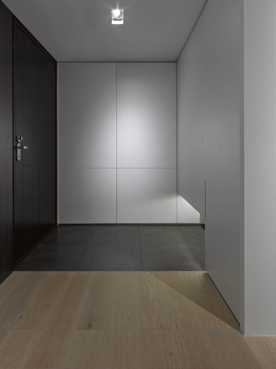 Парящий шкаф