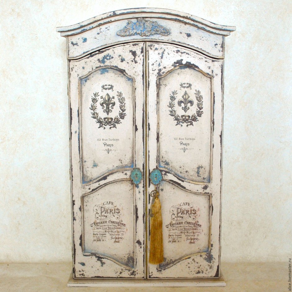 Мебель бохо Шик