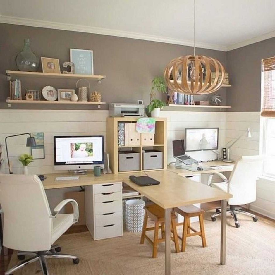 Рабочий уголок в квартире
