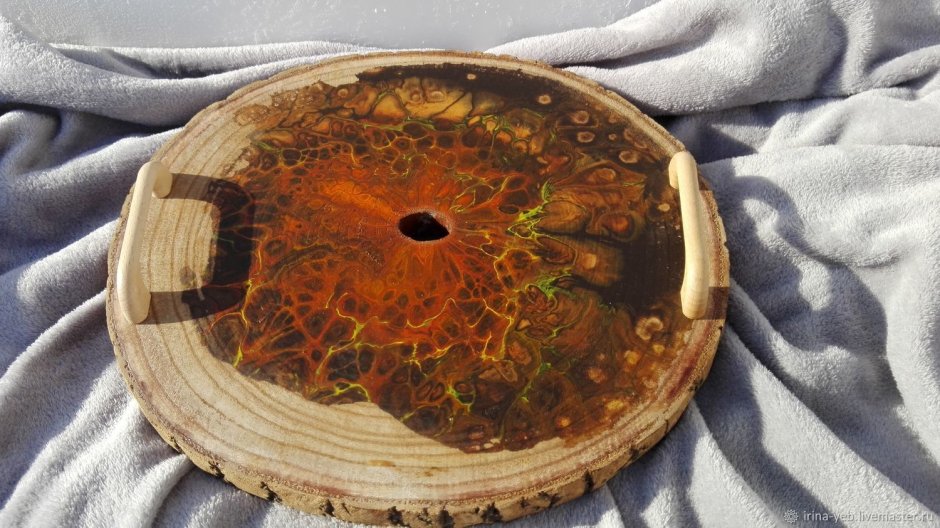 Столик спил