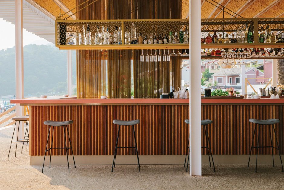 Барная стойка на пляже