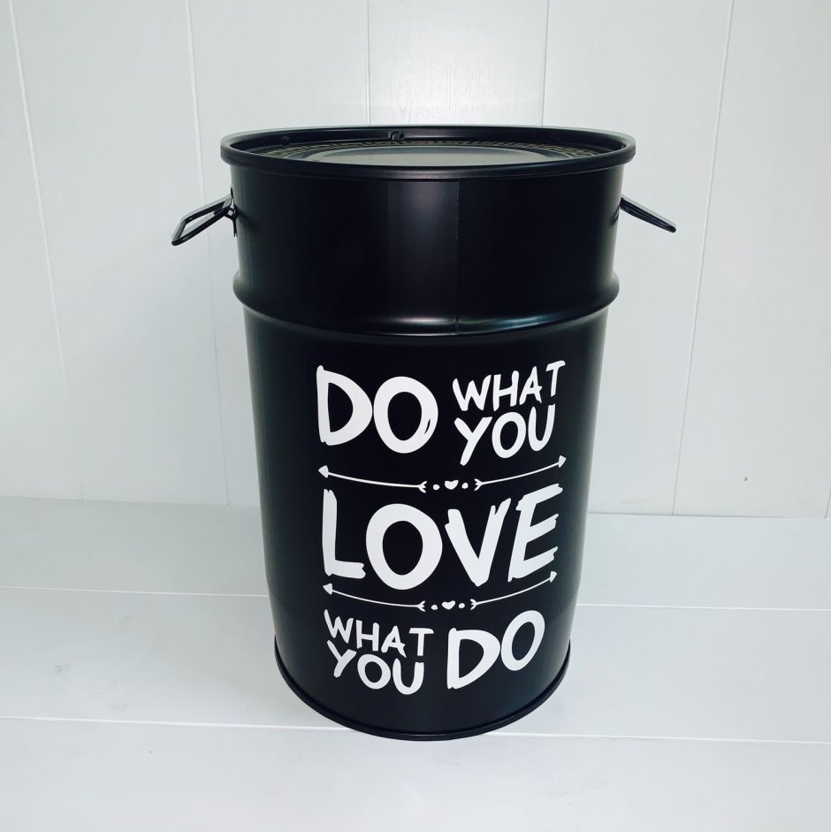 Металлическая бочка в стиле лофт