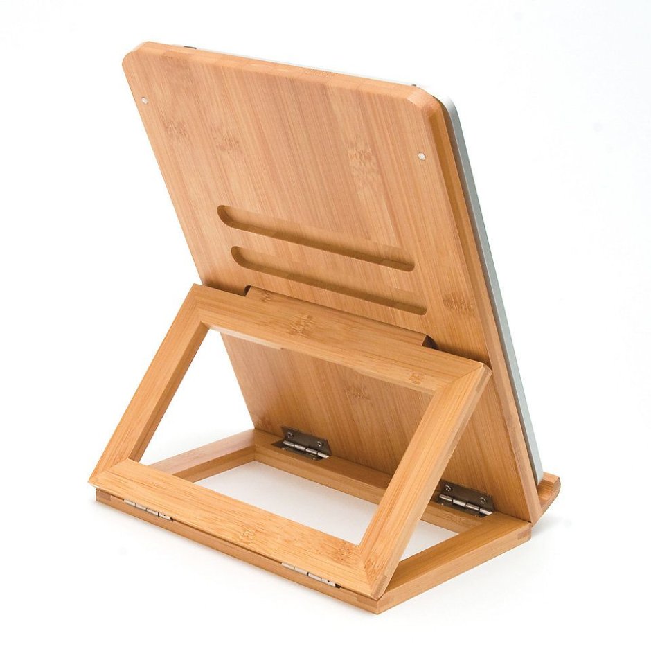 Подставка для телефона из дерева