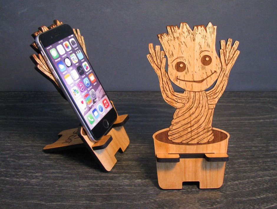 Деревянная подставка под планшет