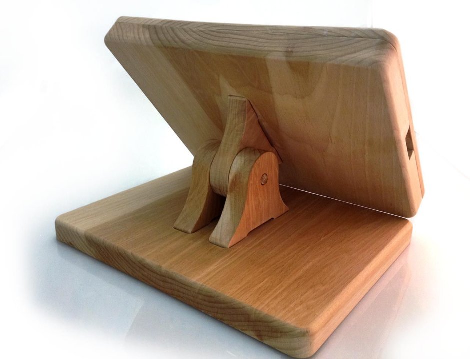 Подставка для книг из дерева
