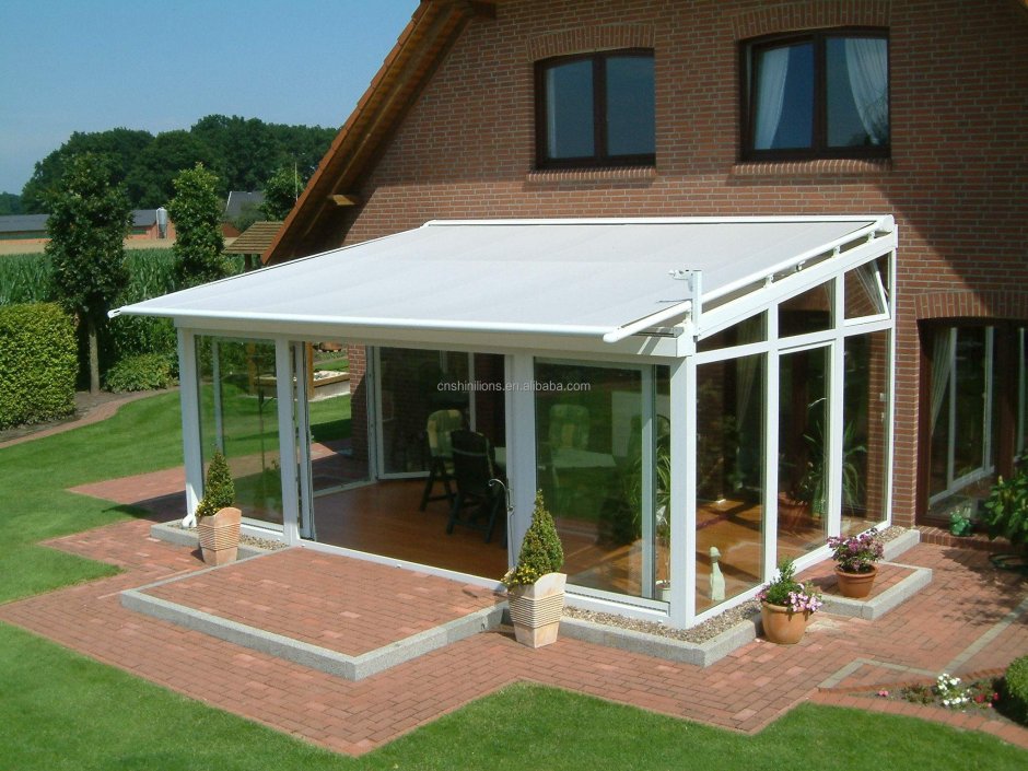 Беседка пристройка к кирпичному дому