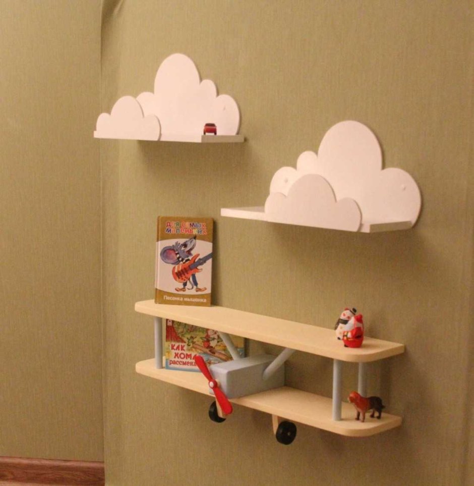 Полка в детскую комнату