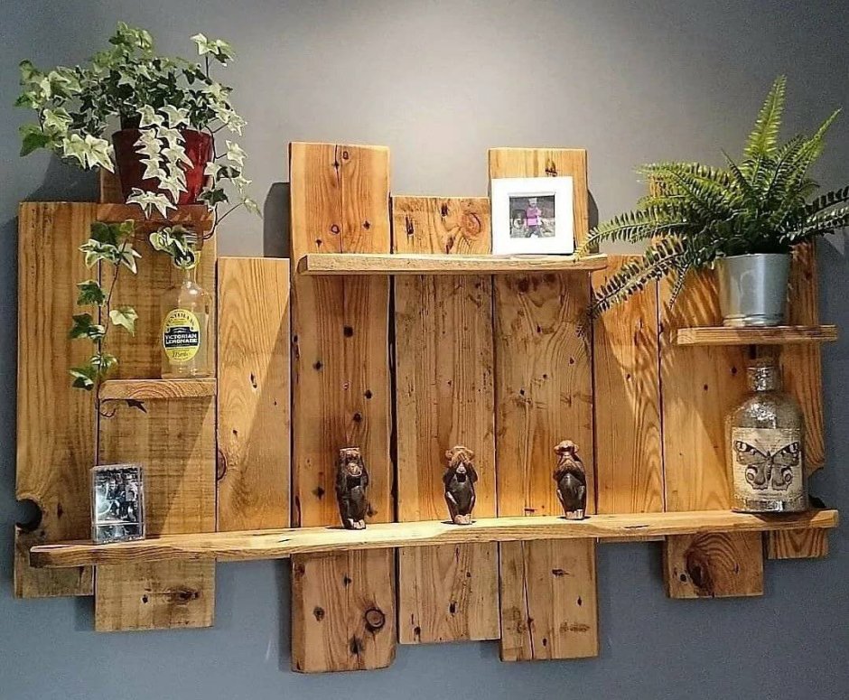 Красивые деревянные полки
