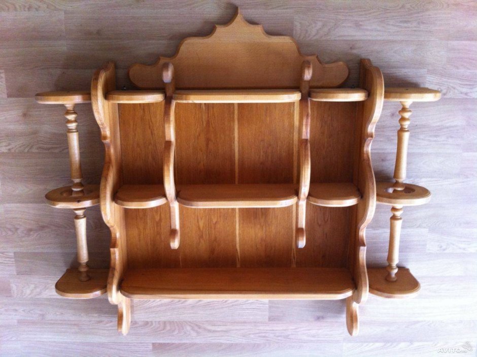 Красивые деревянные полочки