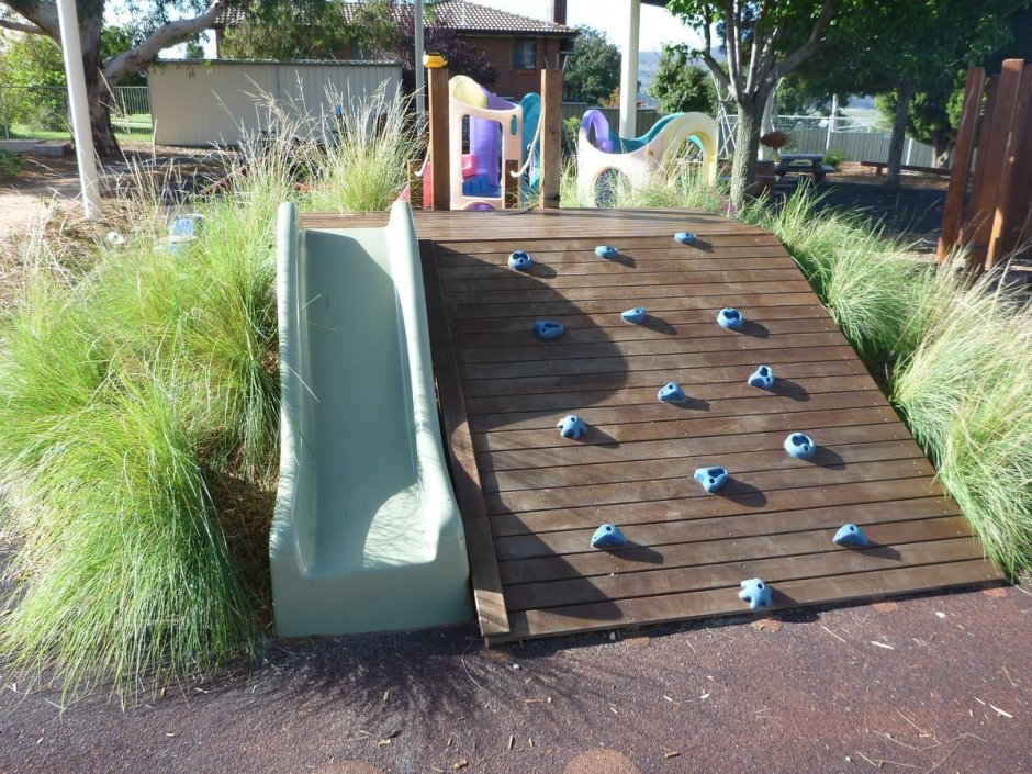 Необычная песочница для детской площадки