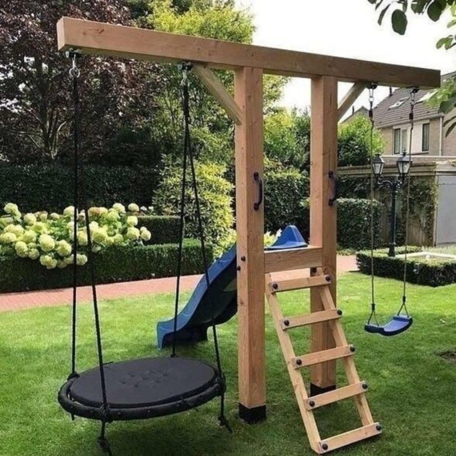 Детский уголок на даче