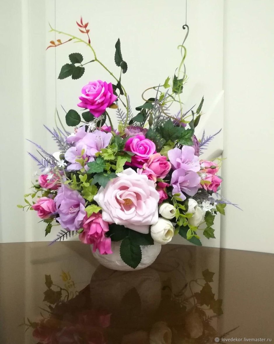 Цветочные композиции в ванной комнате