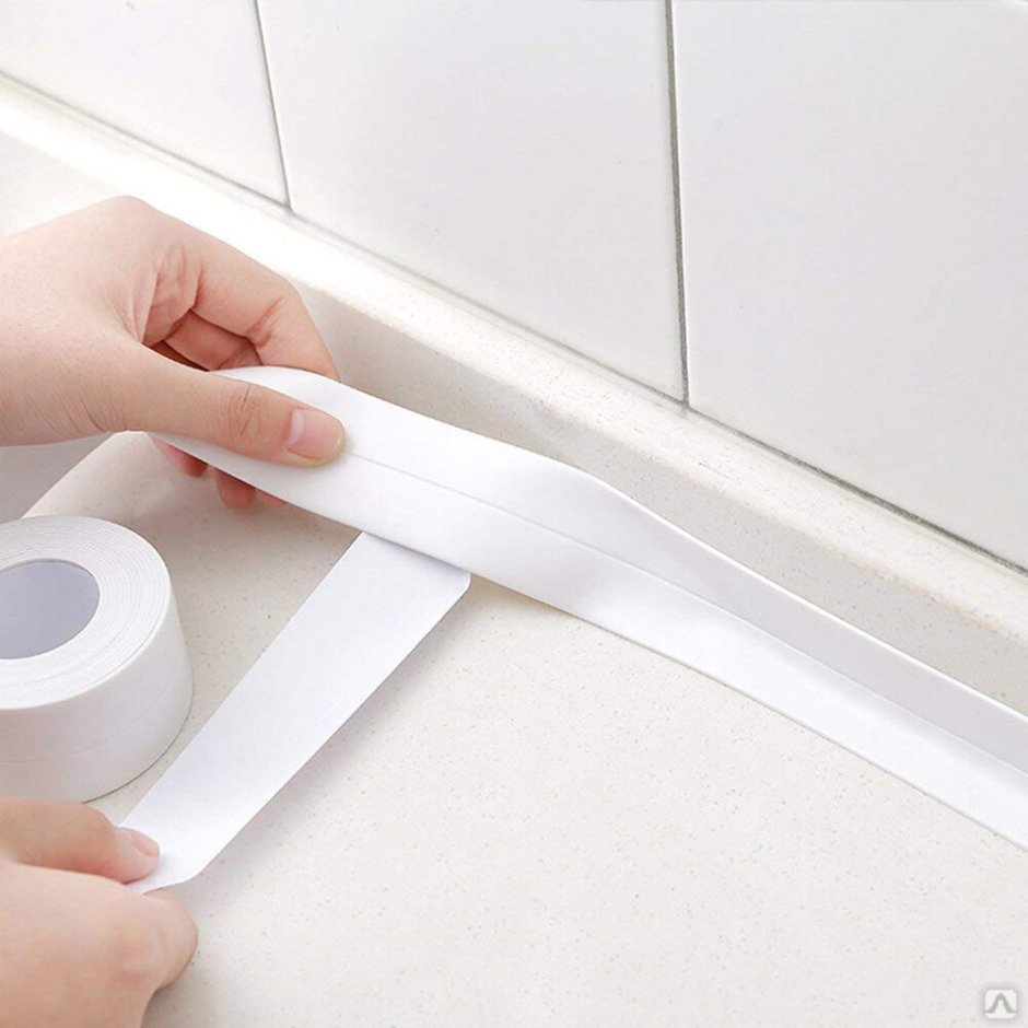 Плинтус Рехау для труб отопления