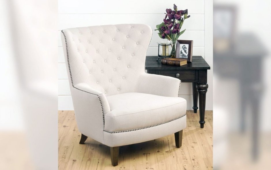 Небольшие кресла для гостиной