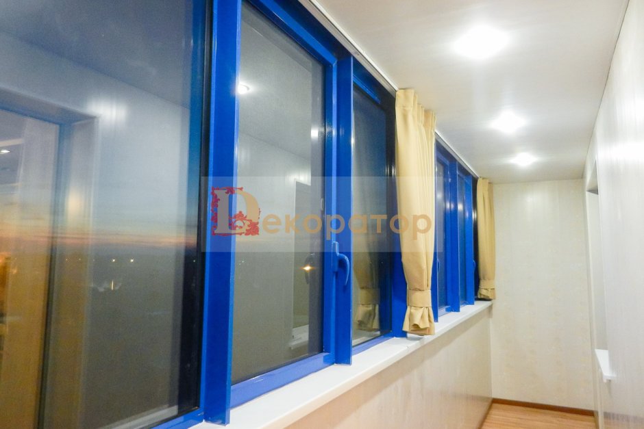 Гардина потолочная на балкон