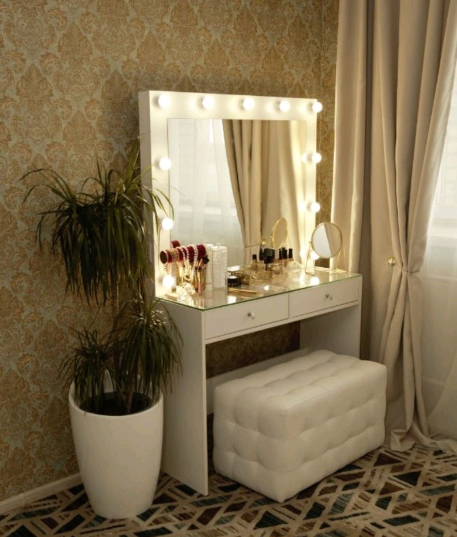 Гримерный столик 80 см