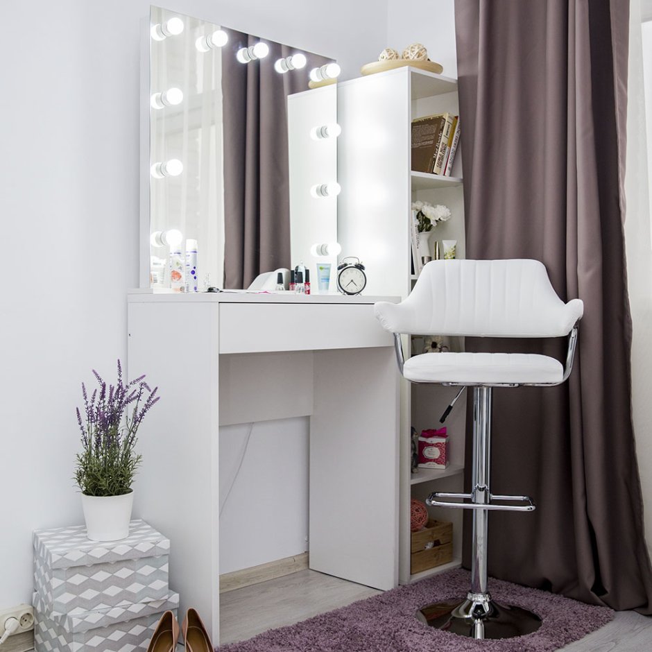 Гримерный столик 80 см молочный