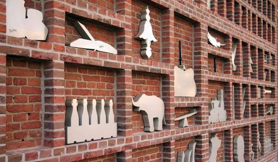 Полки из кирпича