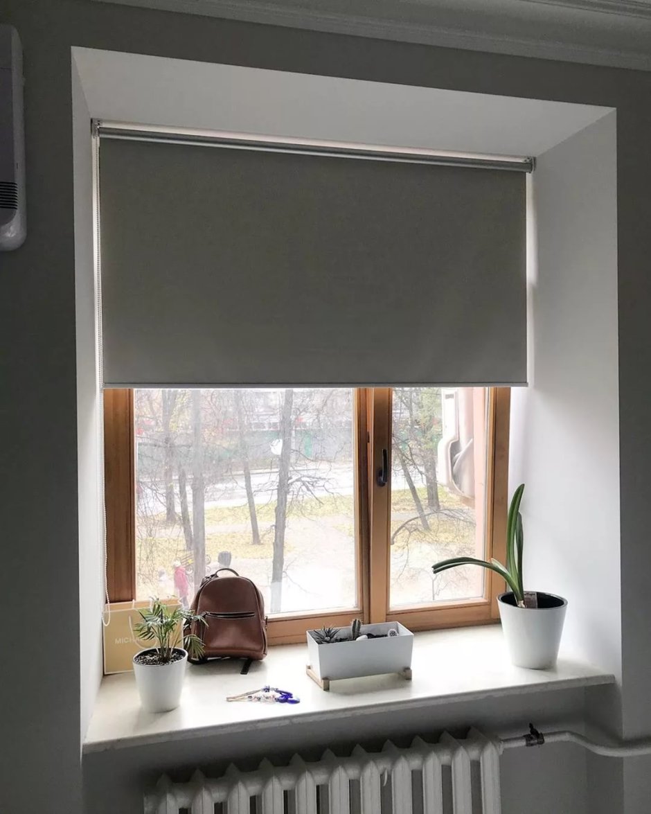 Рулонные шторы на проем окна