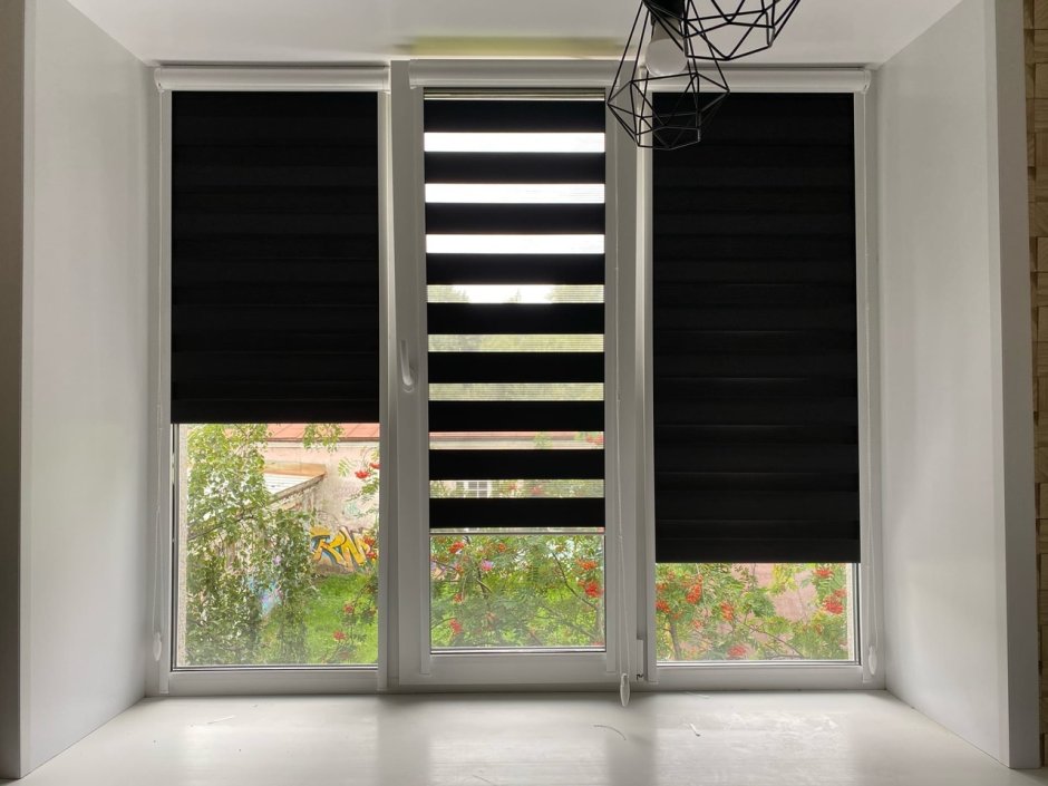 Римская штора со шторами