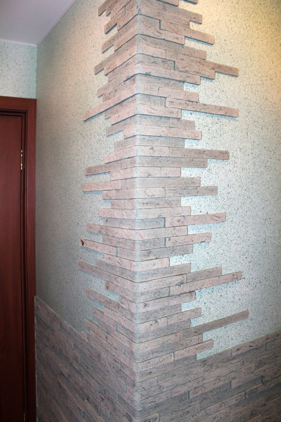 Гибкий камень в Леруа Мерлен