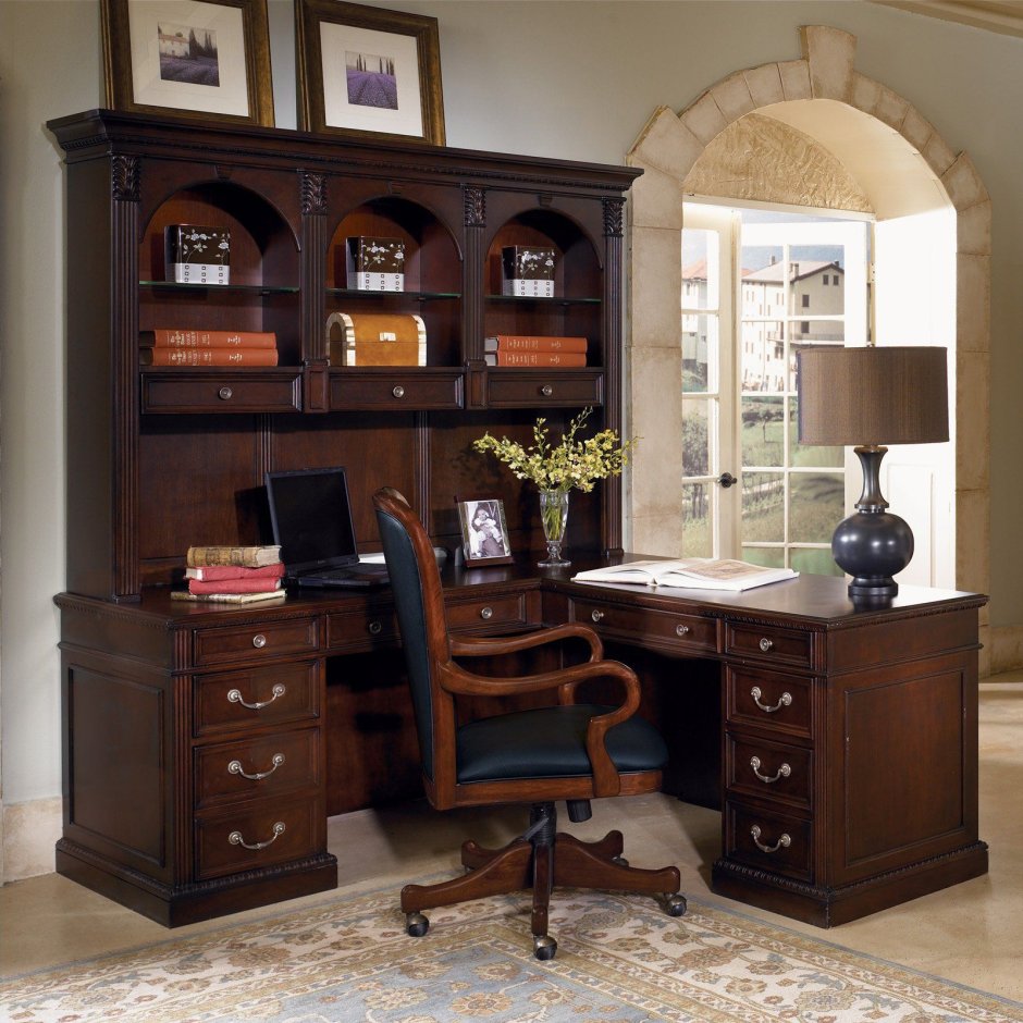 Стол для кабинета домашнего