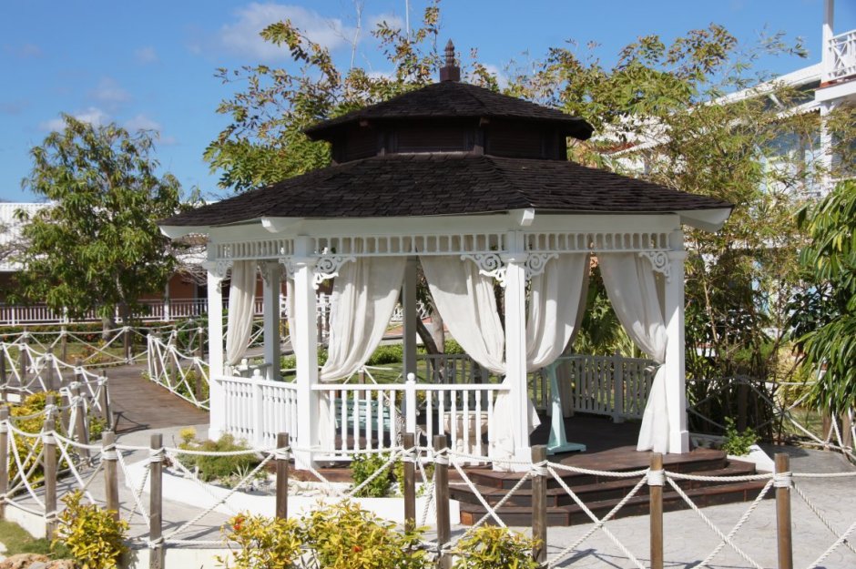 Французская беседка 2022