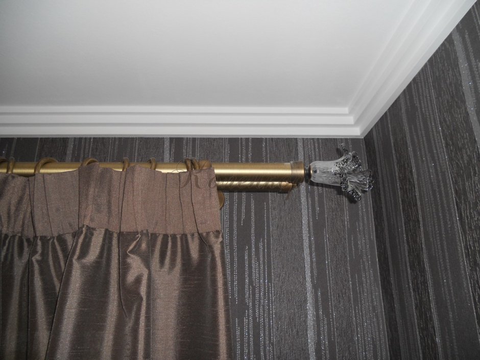 Широкий карниз для штор