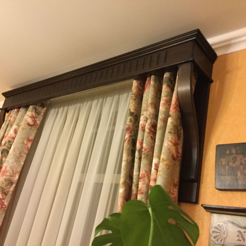 Карниз потолочный