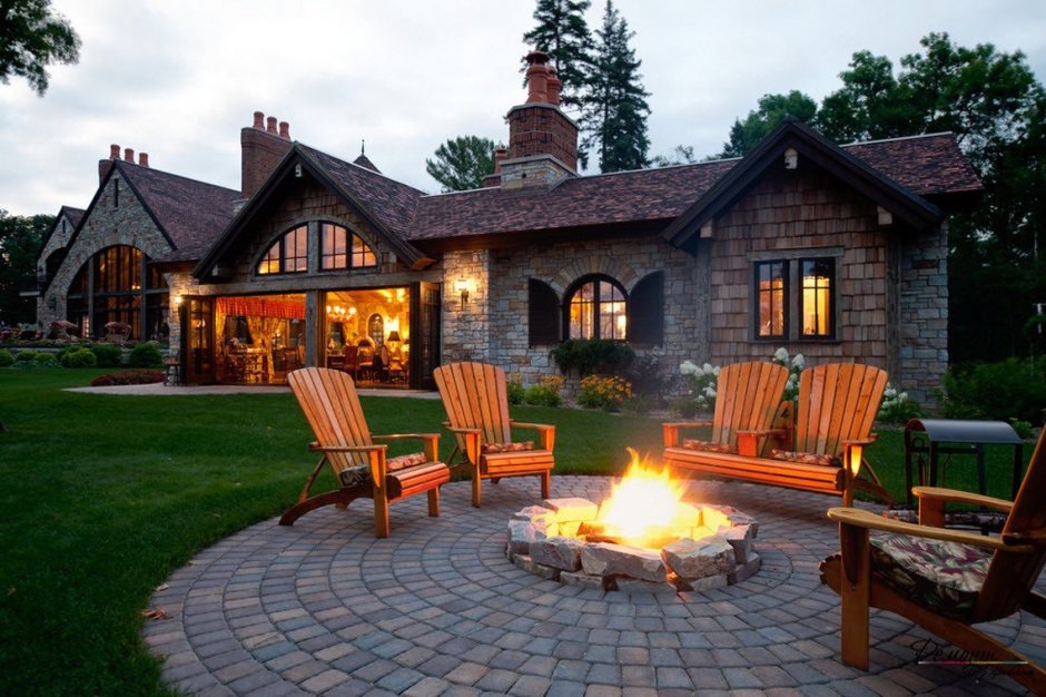 Зона барбекю из камня