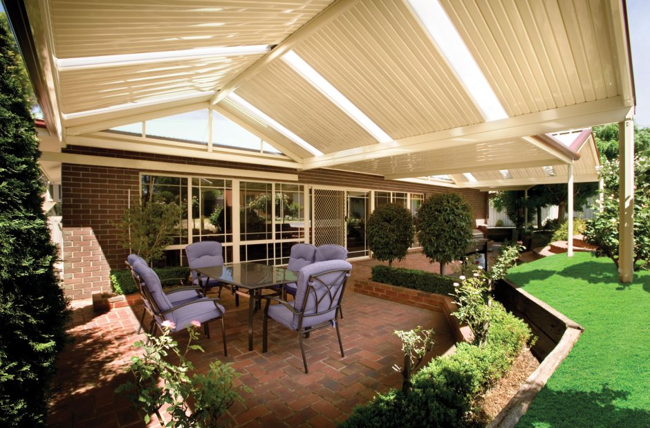 Освещение под навесом