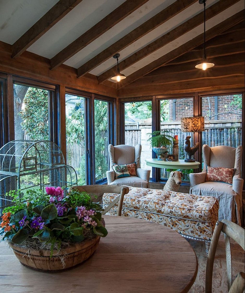 Интерьер застекленной веранды