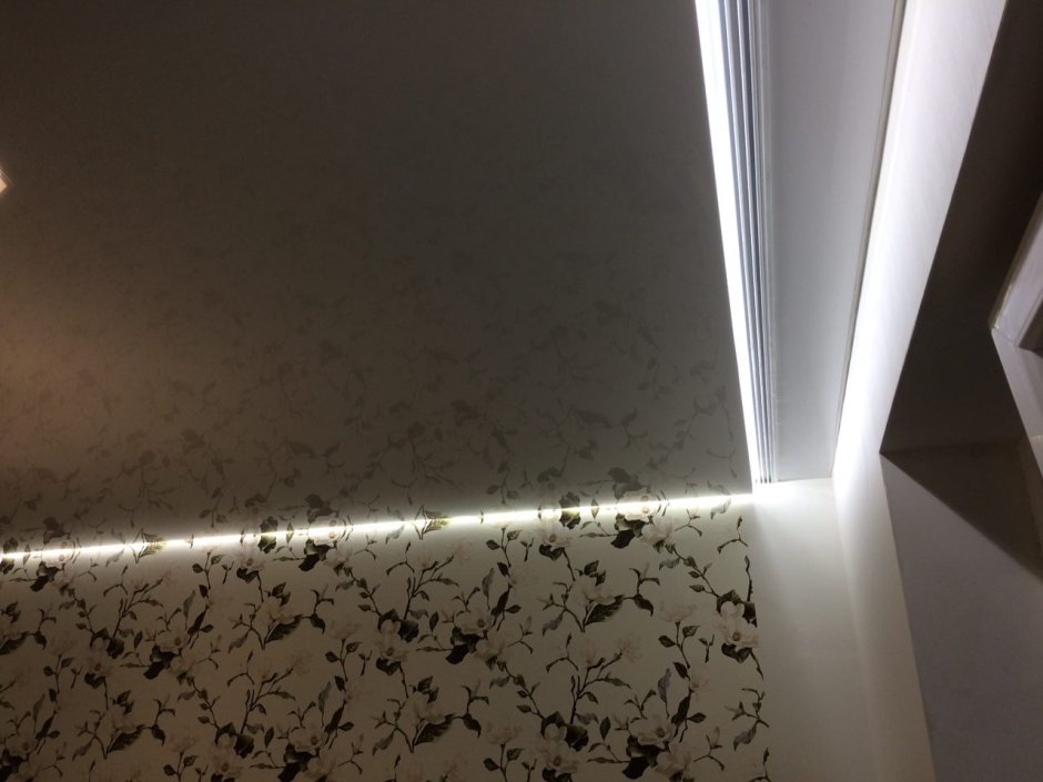 Закладная под натяжной потолок для карниза