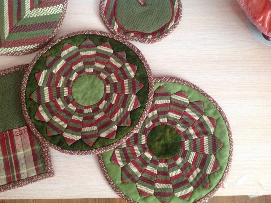 Выпиливание лобзиком подставка под горячее