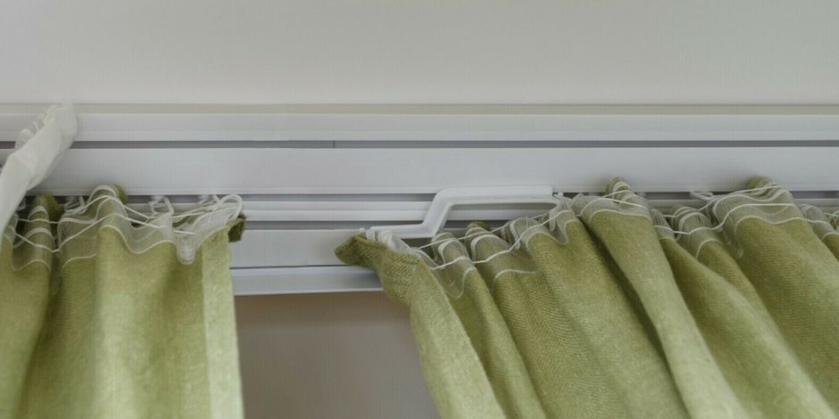 Карнизы для штор настенные